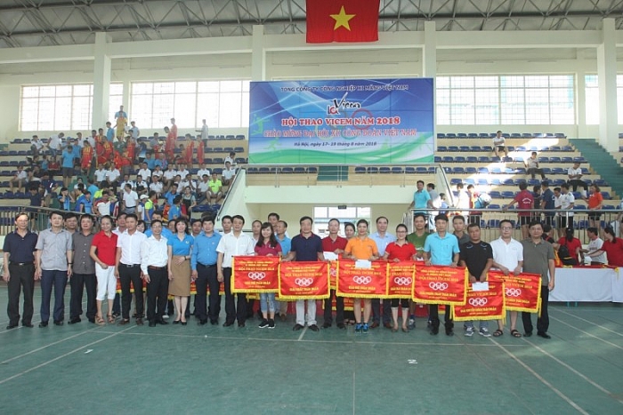 hoi thao Kubet chao mung dai hoi xii cong doan viet nam