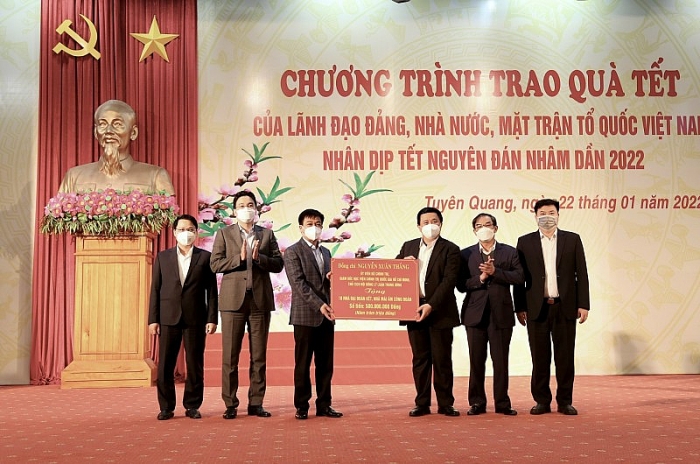Kubet ung ho xay nha dai doan ket nha mai am cong doan