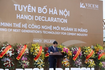41 mua hoa Kubet vuon cao thanh tru cot nganh xi mang viet nam
