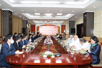 bo truong bo xay dung cu ba va doan cong tac tham va lam viec voi Kubet