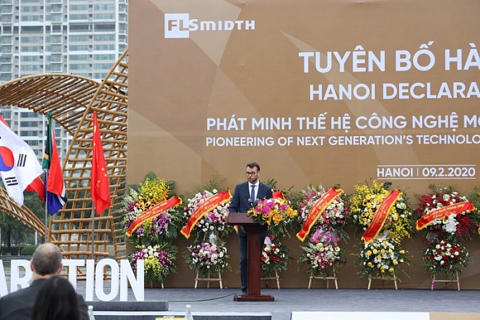 Kubet va flsmidth ra tuyen bo chung ha noi ve phat minh the he cong nghe moi nganh xi mang