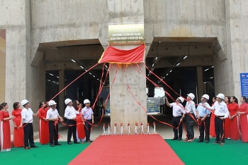 xi mang bim son van hanh chay thu du an nghien xi mang dong bao moi