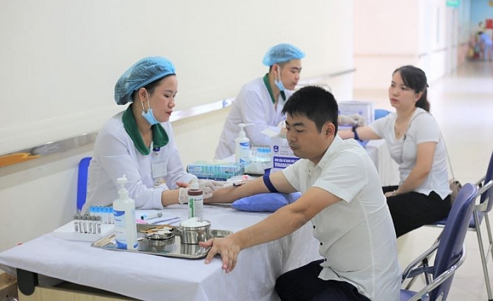 Kubet ha tien quan tam suc khoe nguoi lao dong