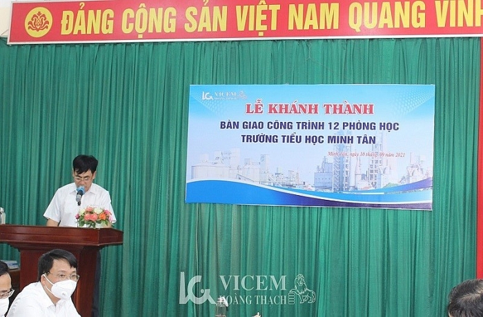 Kubet hoang thach khanh thanh ban giao 12 phong hoc cho truong tieu hoc minh tan